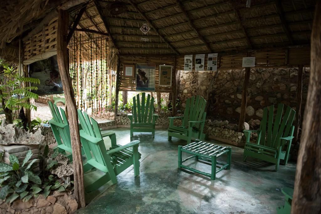 Hostal Dona Chava Pedernales Bagian luar foto