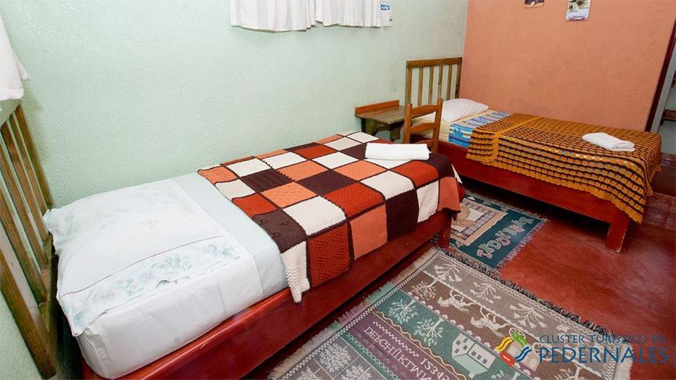 Hostal Dona Chava Pedernales Bagian luar foto